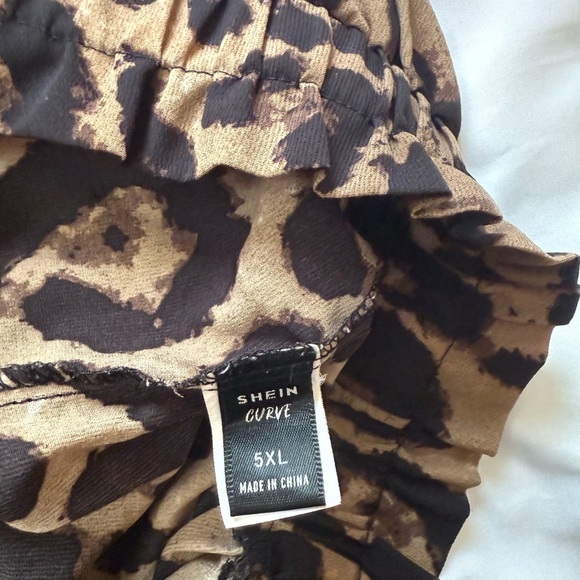 SHEIN Leopard Print Tapered Leg Elastic Waistband Pants Size 5X - Picture 5 of 5